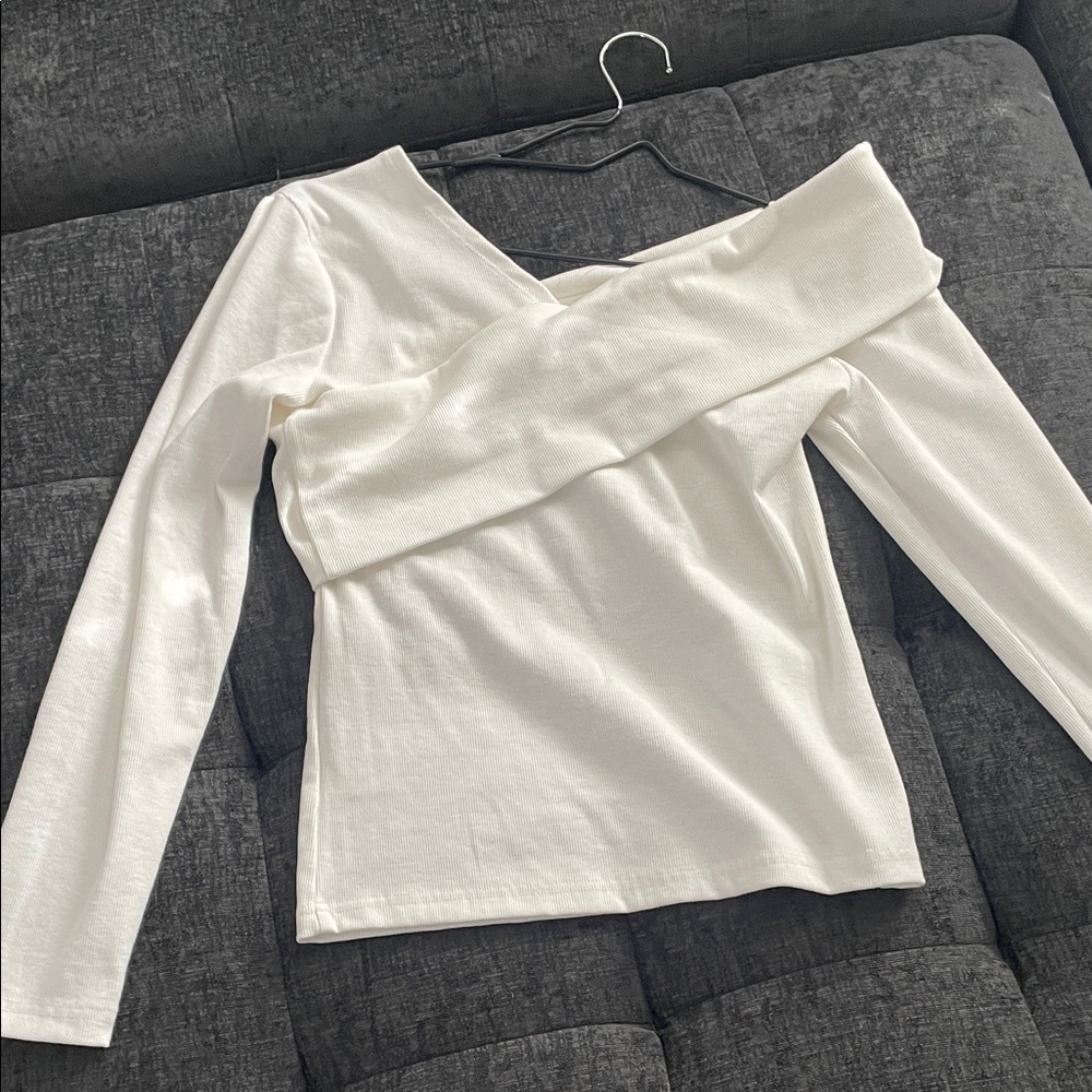Off-Shoulder Assymetrical Long Sleeve White Top